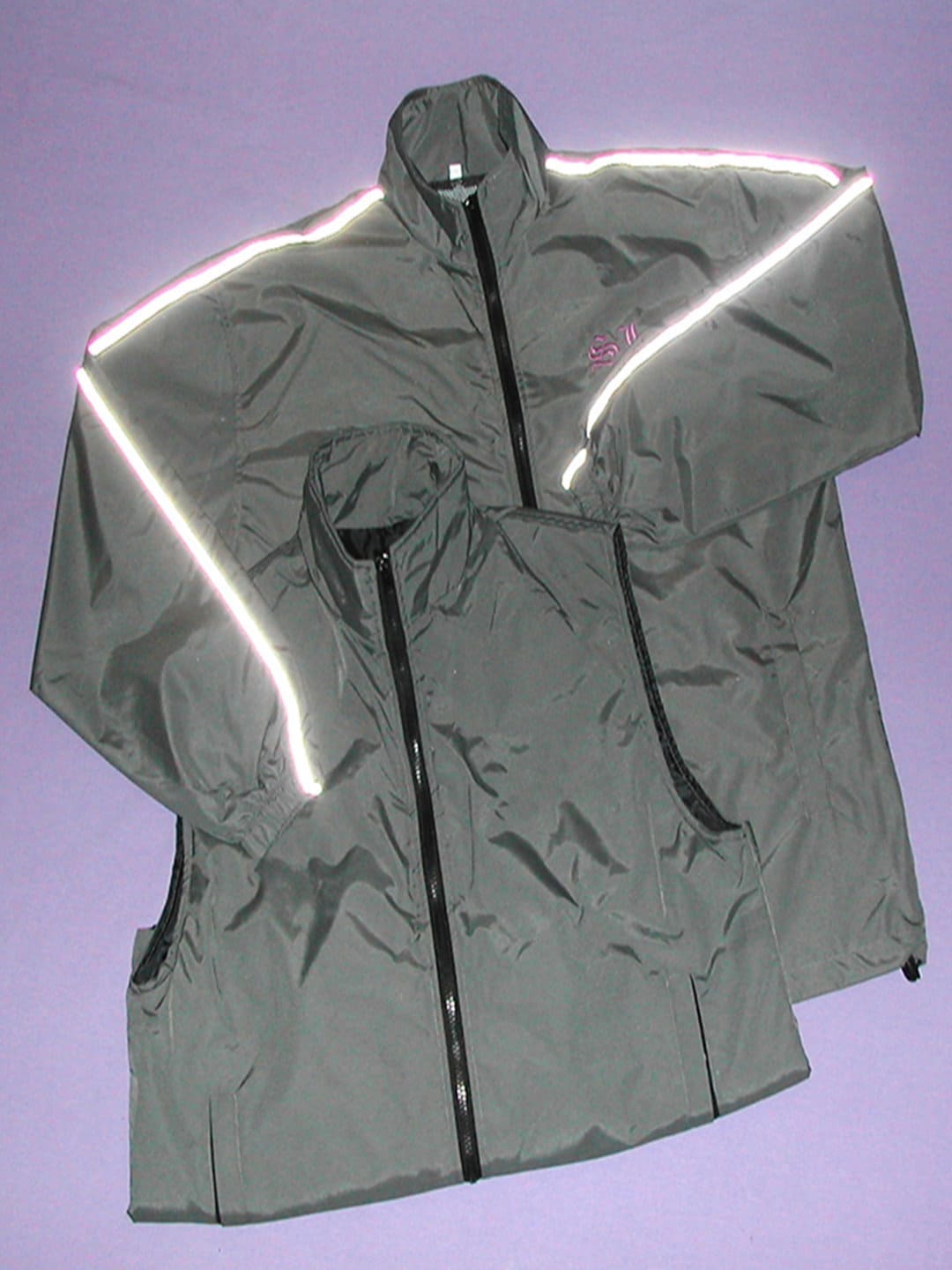 C.L.UNIFORM CO. 思諾制服公司